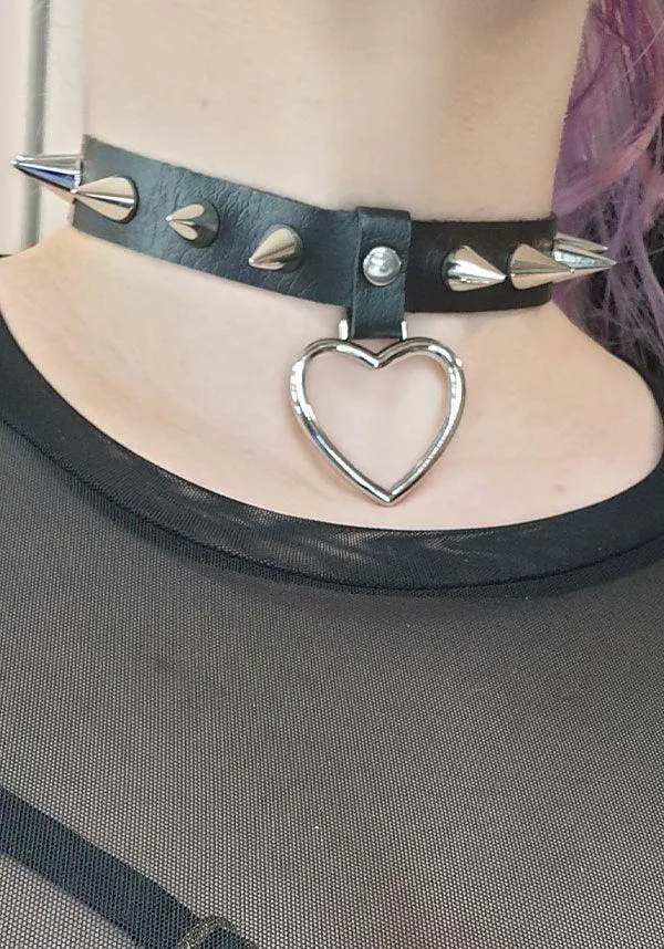 Akiko | CHOKER