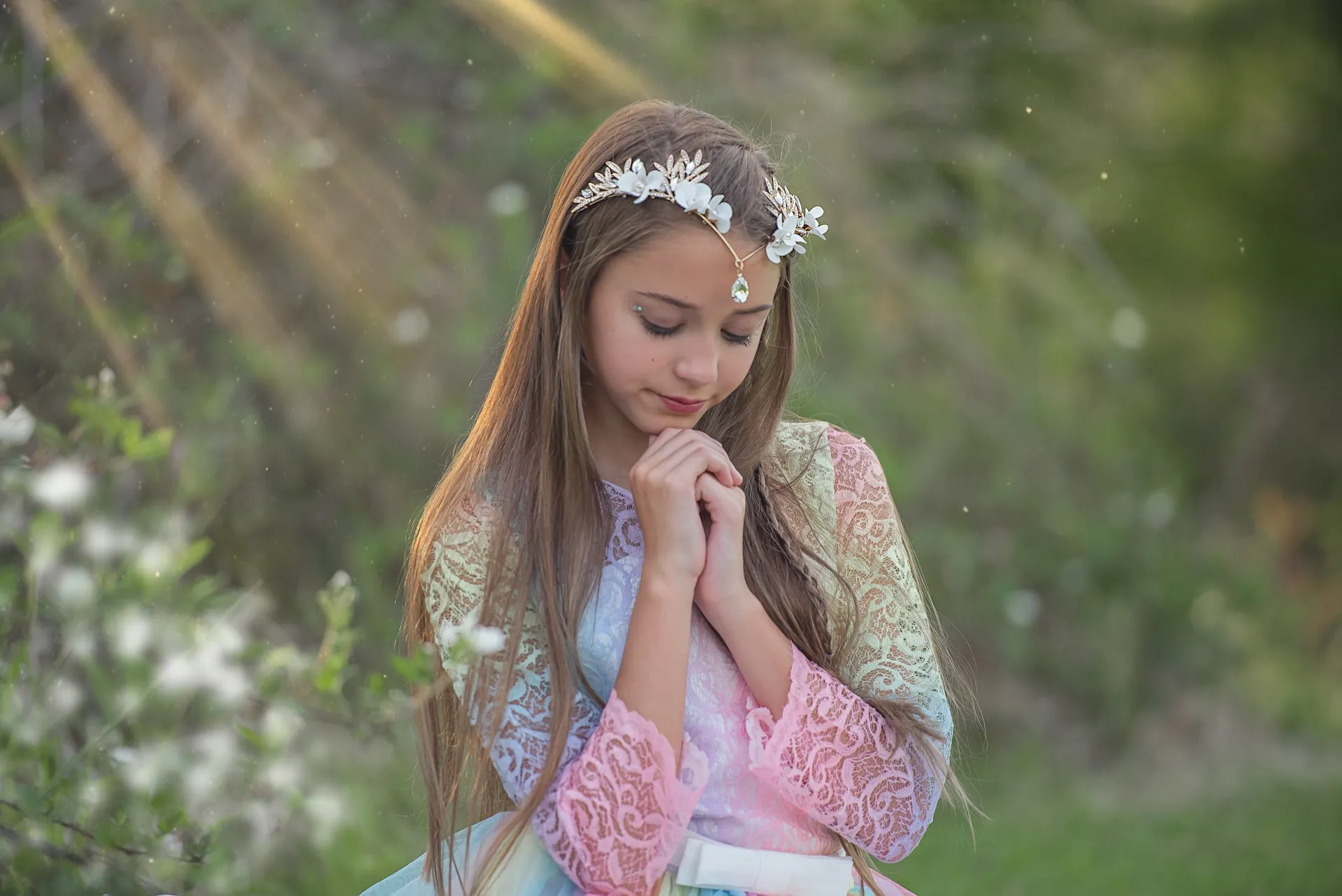 Breathtaking Floral Waterdrop Tiara