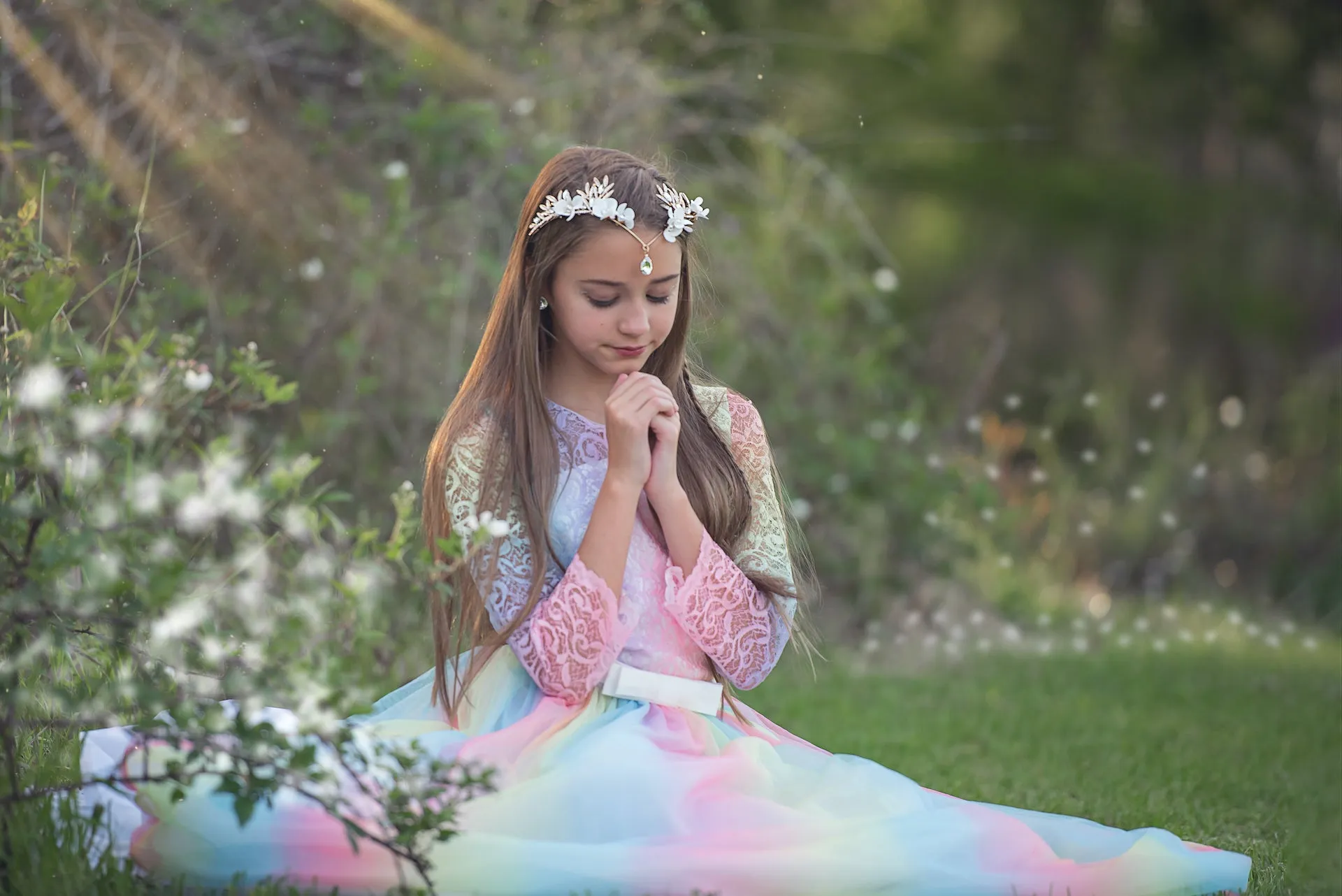 Breathtaking Floral Waterdrop Tiara