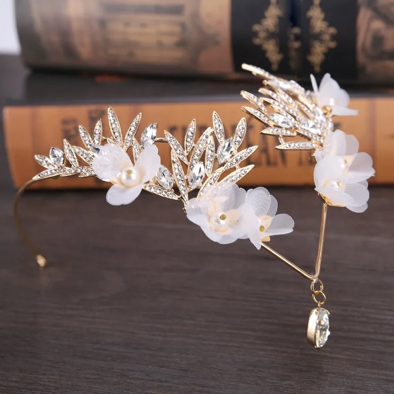 Breathtaking Floral Waterdrop Tiara