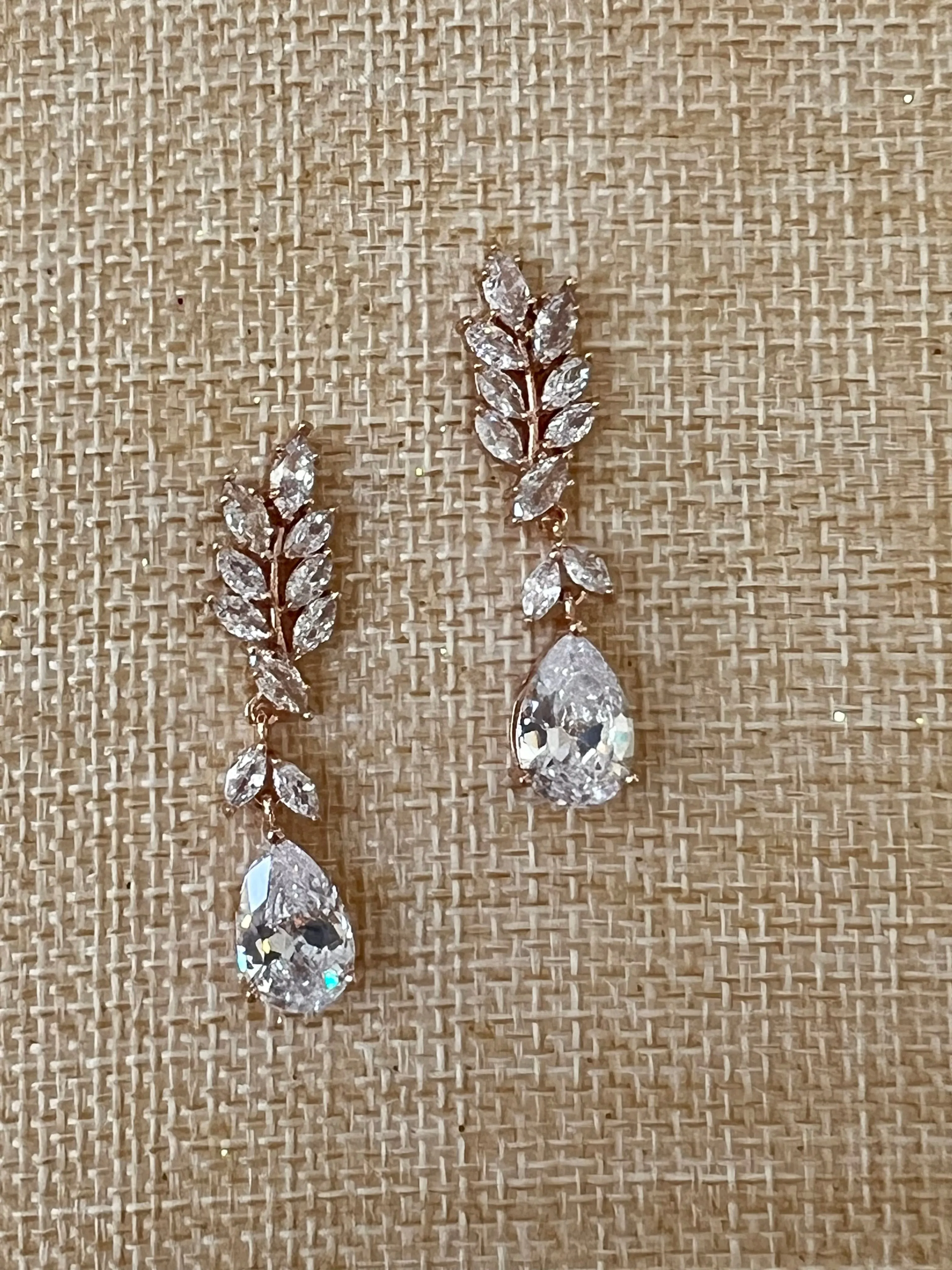 Bridal Earrings, Swarovski and Zirconia Wedding & XV Earring