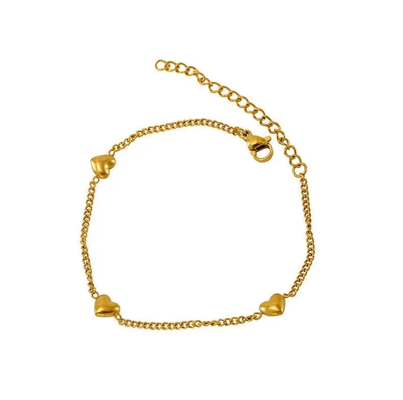 Classic Heart Charm Link Bracelet – Elegant Gold Chain