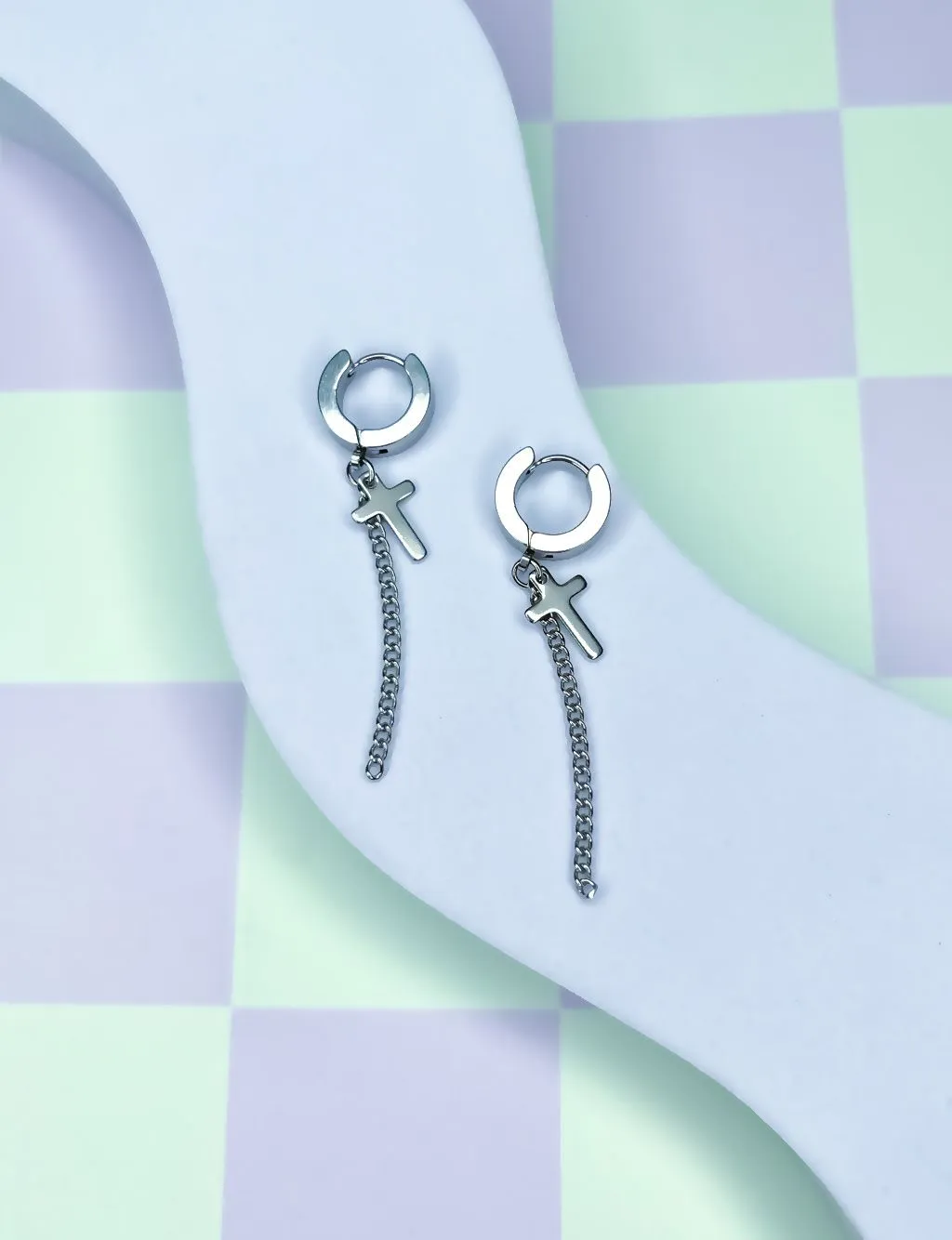 CROSS CLASP EARRINGS