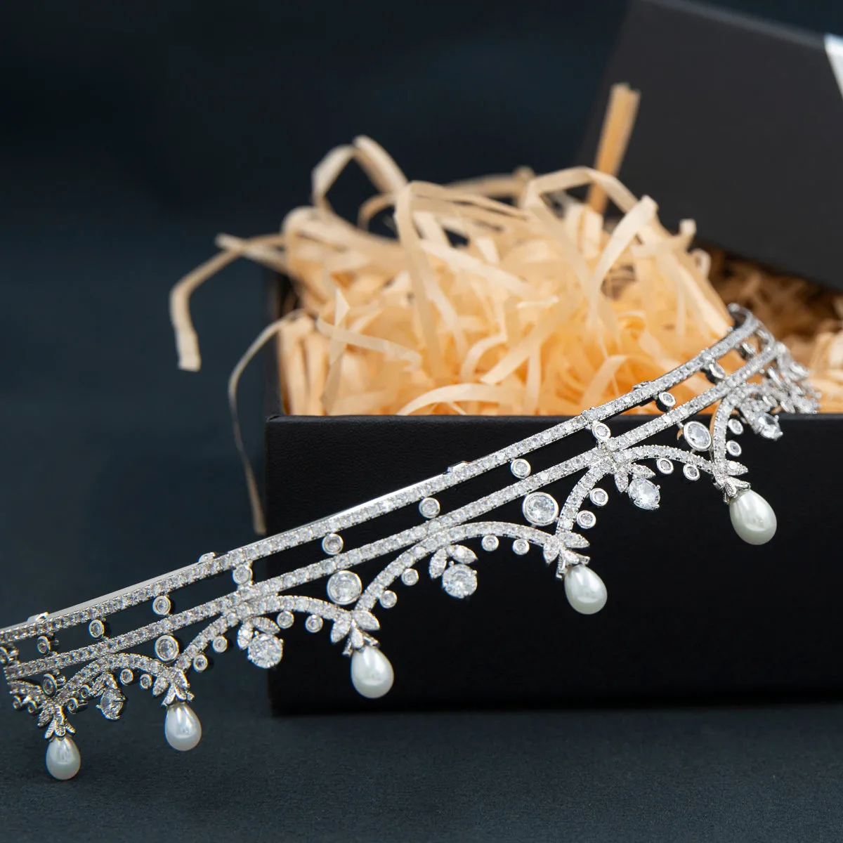 Cubic Zirconia Tiara for Wedding,Pearls Crystal Tiaras Diadem for Bridal CH10373