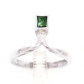 Emerald & White Diamond Twisted Ring (size 7 1/2)