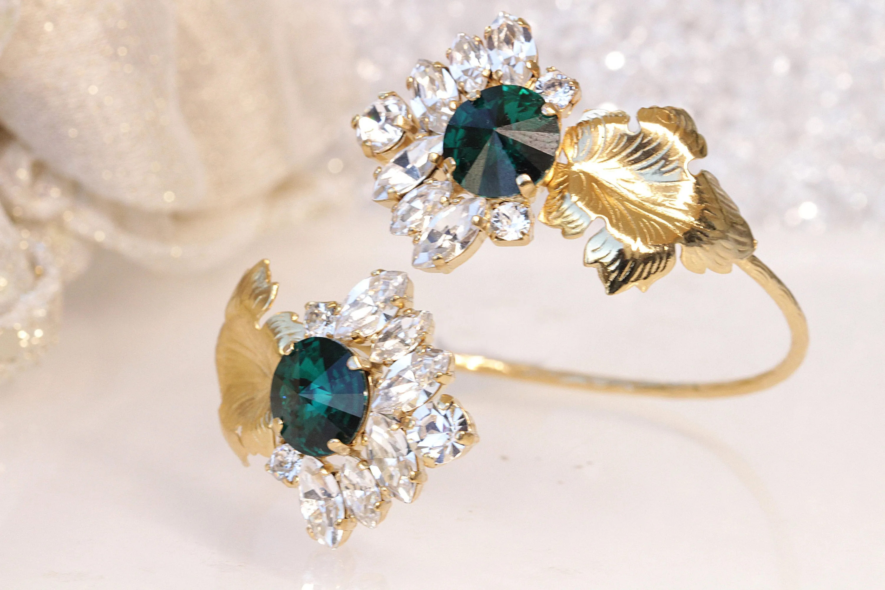 EMERALD GREEN BRACELET