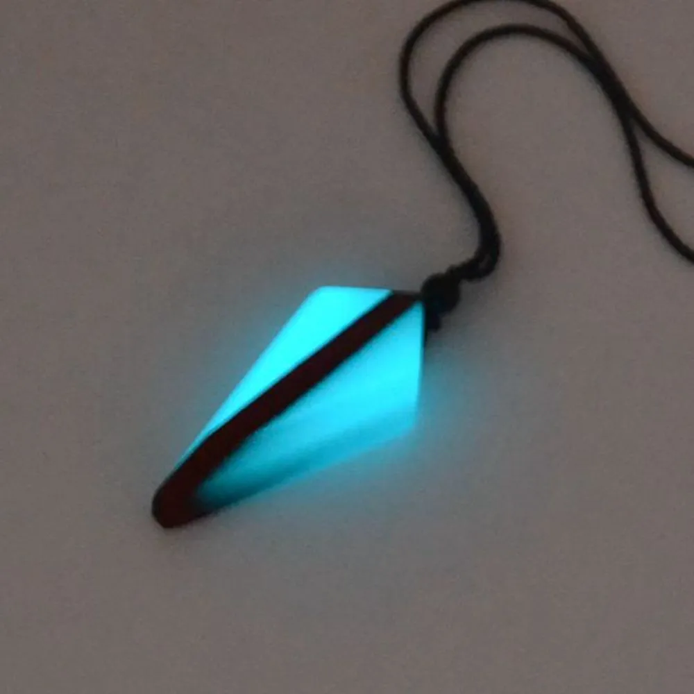 Fashion Arrow Necklace, Ancient Wood Resin Combined With Strength Energy Jewelry, Luminous Pendant Gift A203051