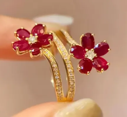 Fashion Vintage Delicate Floral Ruby Rings for Female Temperament Inlaid Full of Cubic Zirconia Opening Ring Party Birthday Gift