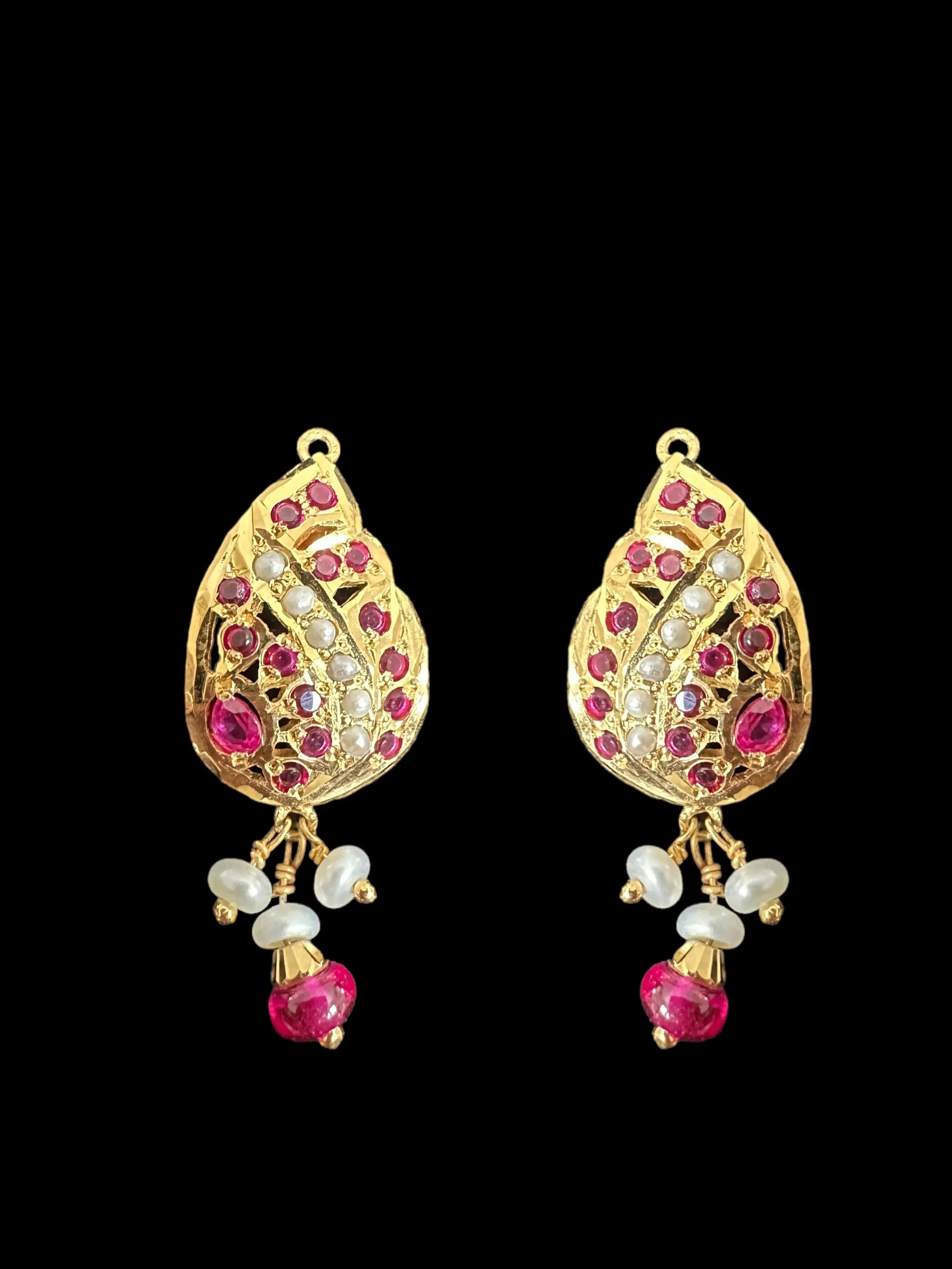 Gold plated jadau silver pendant set in ruby pearl  ( READY TO SHIP )