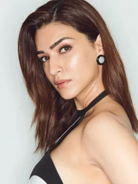 Kriti Sanon In Astral Orbit Earrings