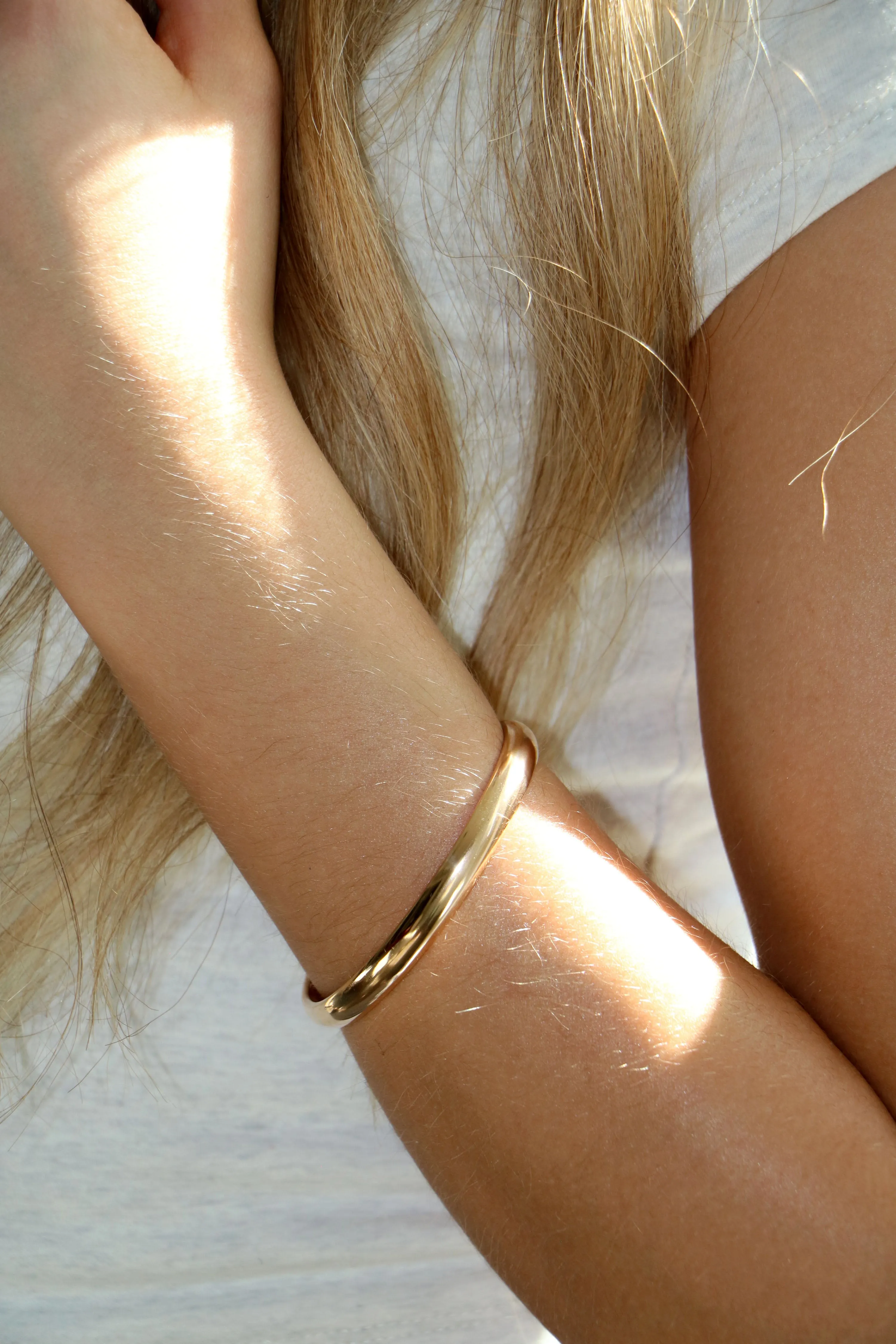 modern   bold cuff { gold }