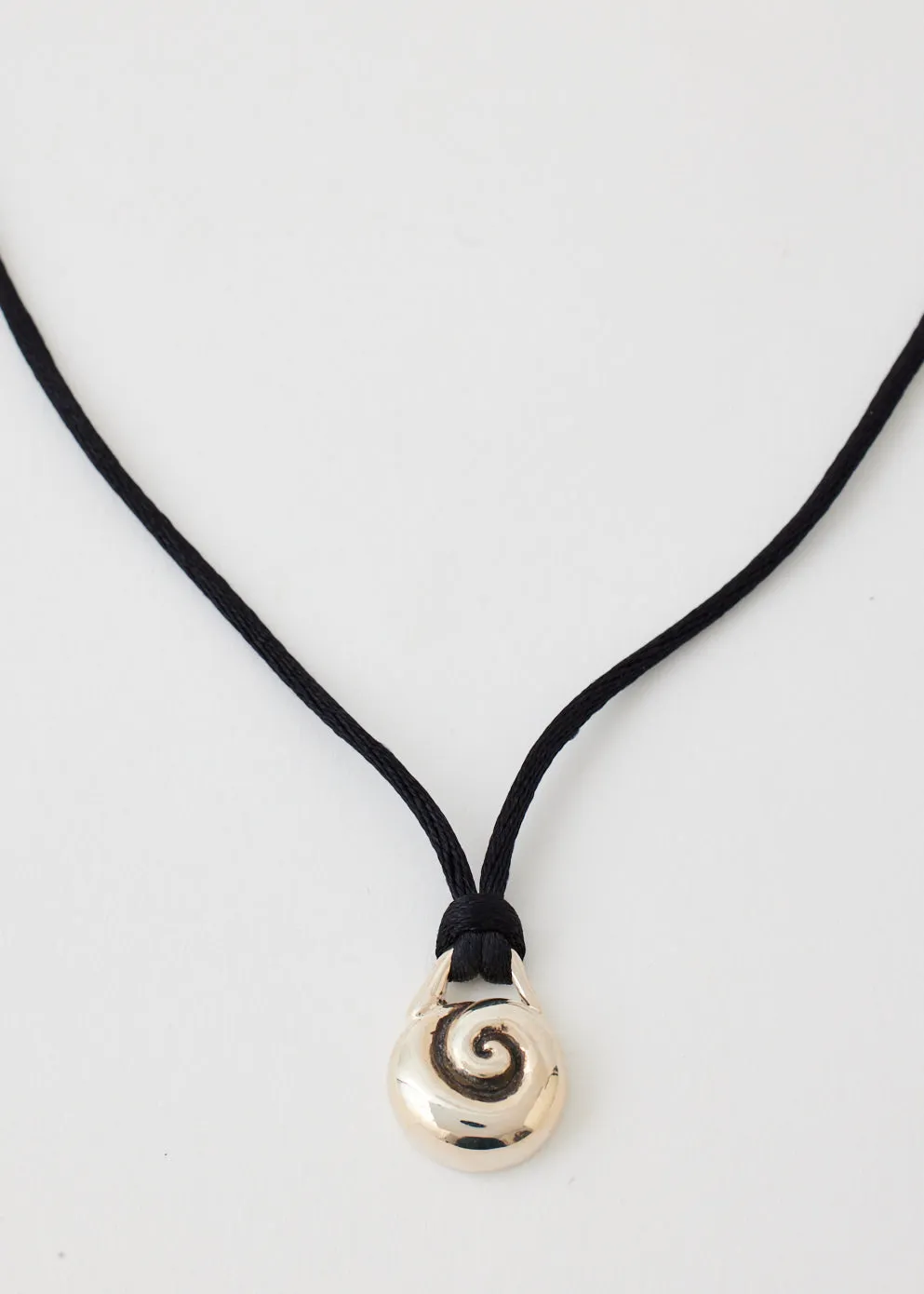 Nautilus Choker