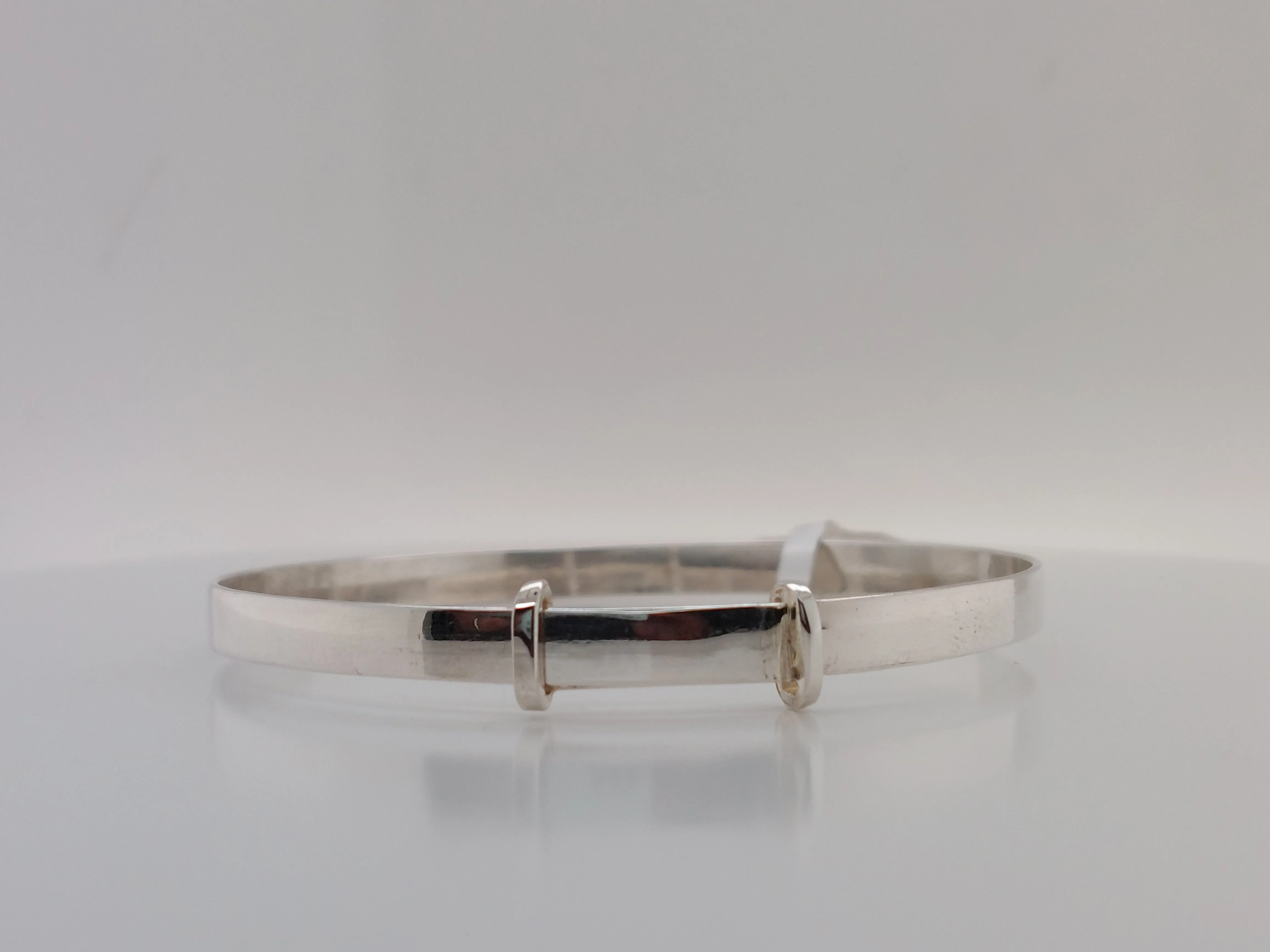 Plain Expanding Bangle