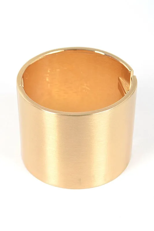 Sleek Gold Cuff