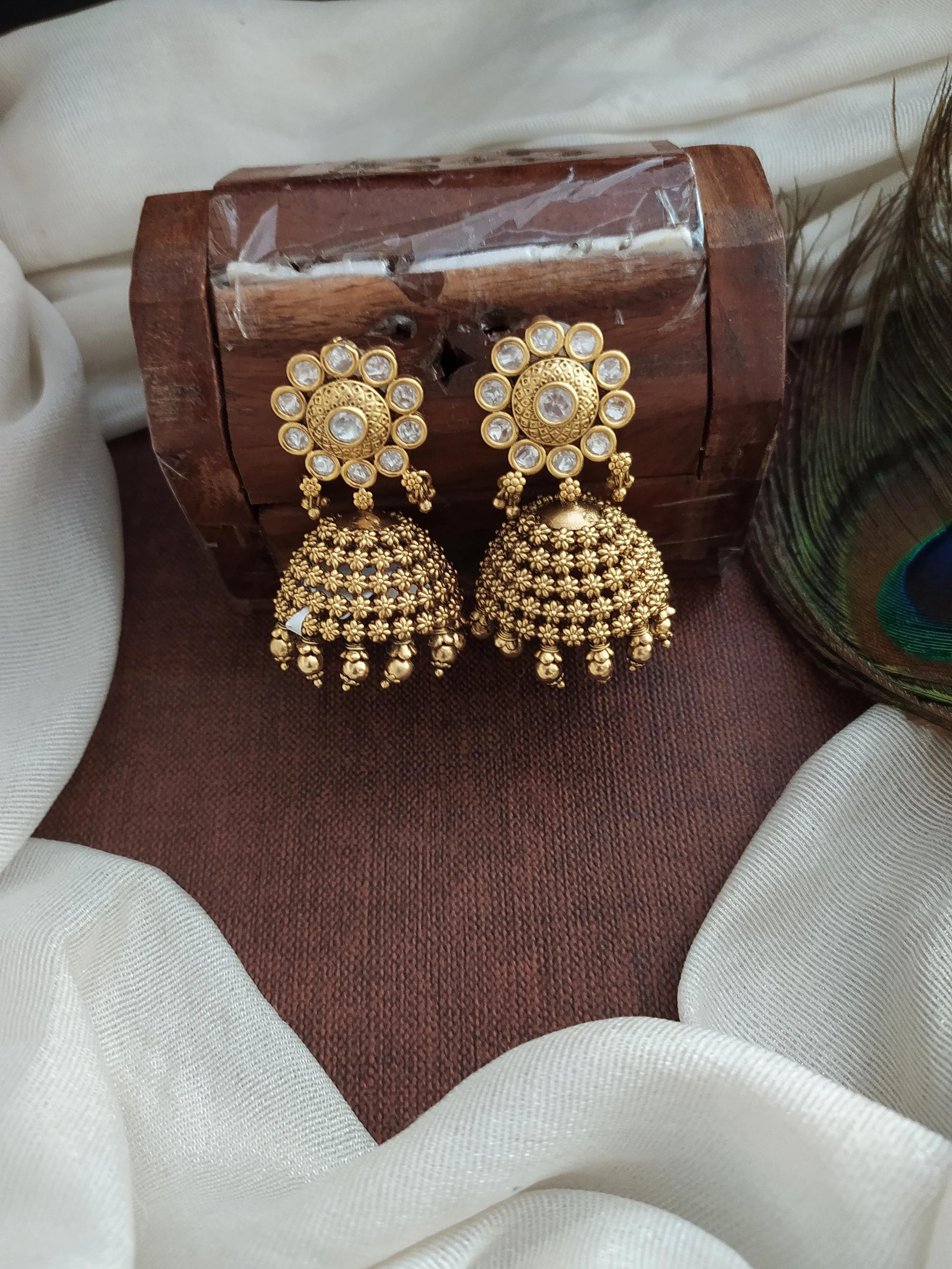 Traditional antique Kundan Elegance Floral Jhumki Earrings