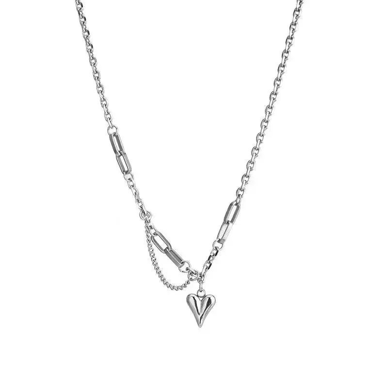 VAIGE Classic Heart Charm Stainless Steel Clavicle Choker Necklace - Elegant Silver Design