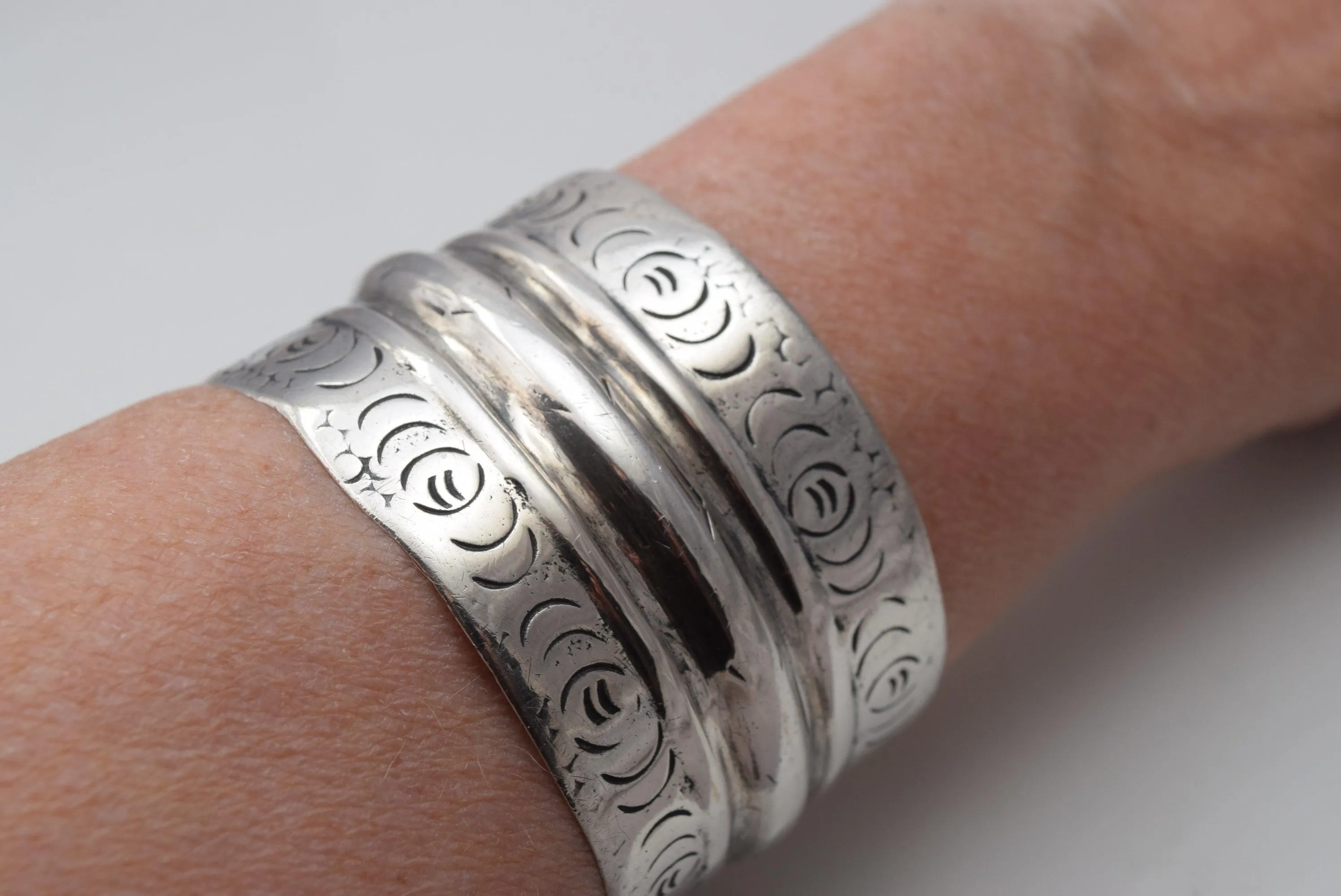 Vintage 800 Silver Siwa Berber Wide Cuff Bracelet by Makkawi